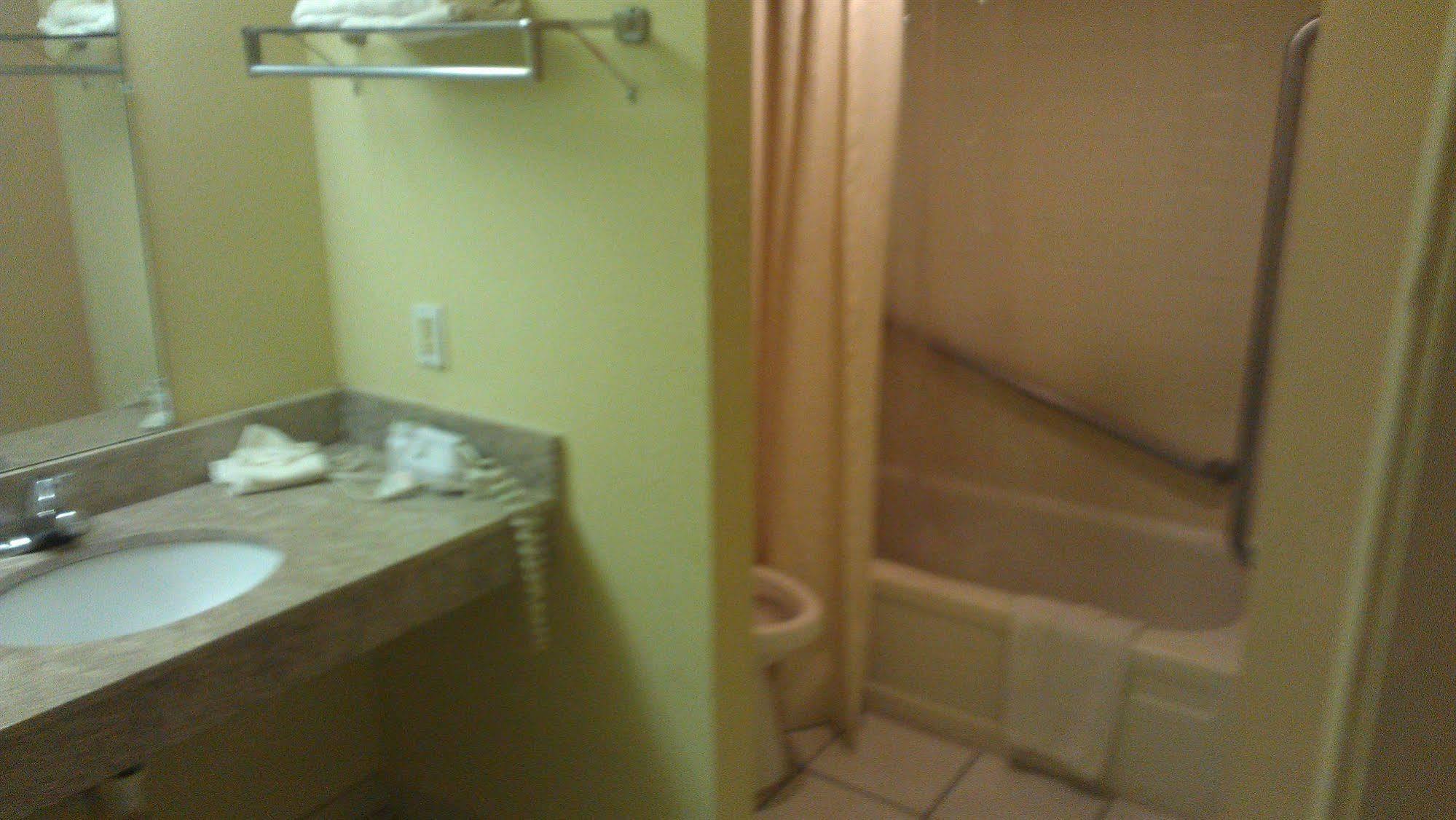 Atlanta Airport Hotel Forest Park Exterior foto